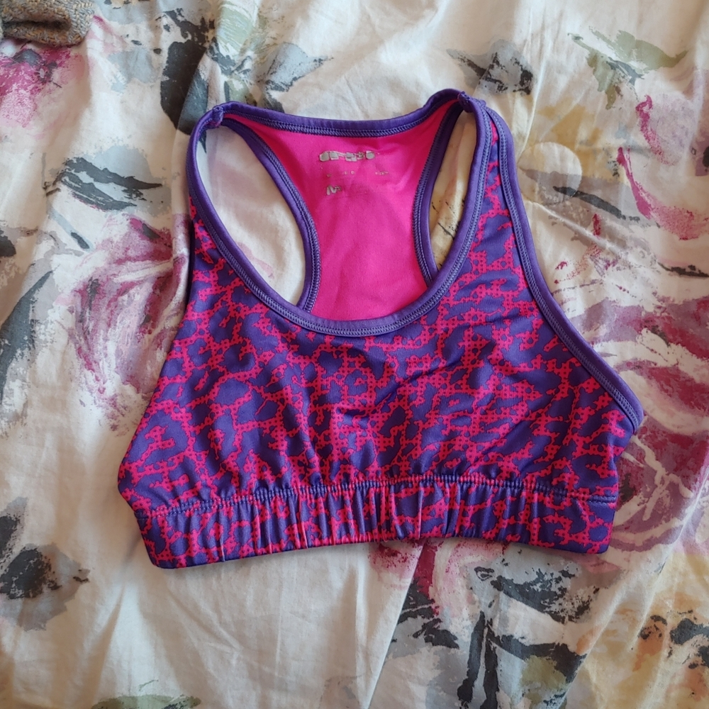 Sports bra